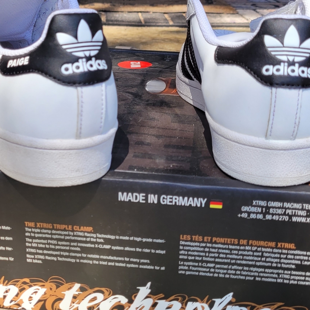 Adidas Superstar Men's size 8½ US 42 EU White Black Custom - Picture 4 of 16